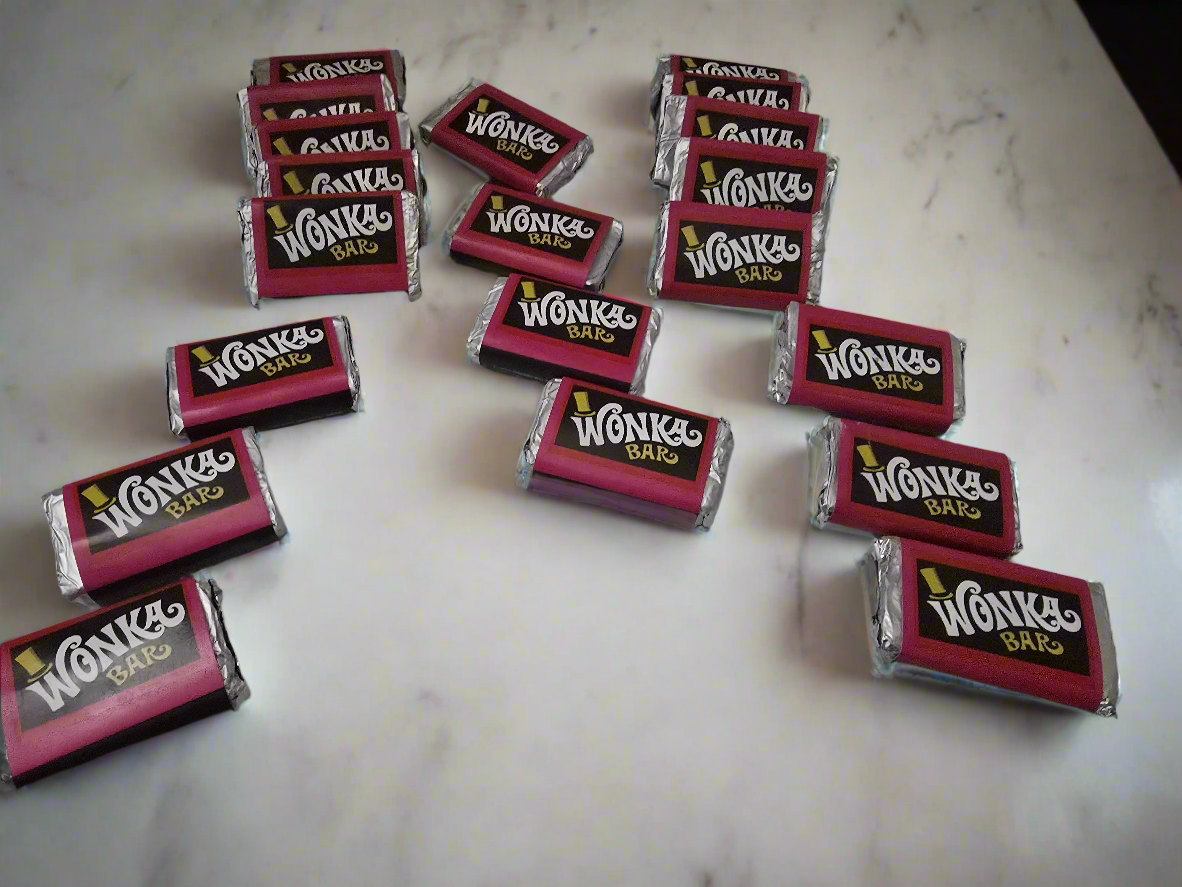 Every orde 6 Mini Willy Wonka Chocolate Bar With 1 Golden Ticket in every bar