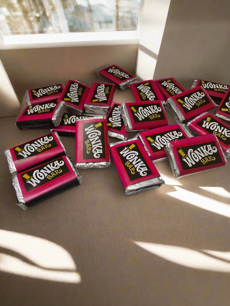 Every orde 6 Mini Willy Wonka Chocolate Bar With 1 Golden Ticket in every bar